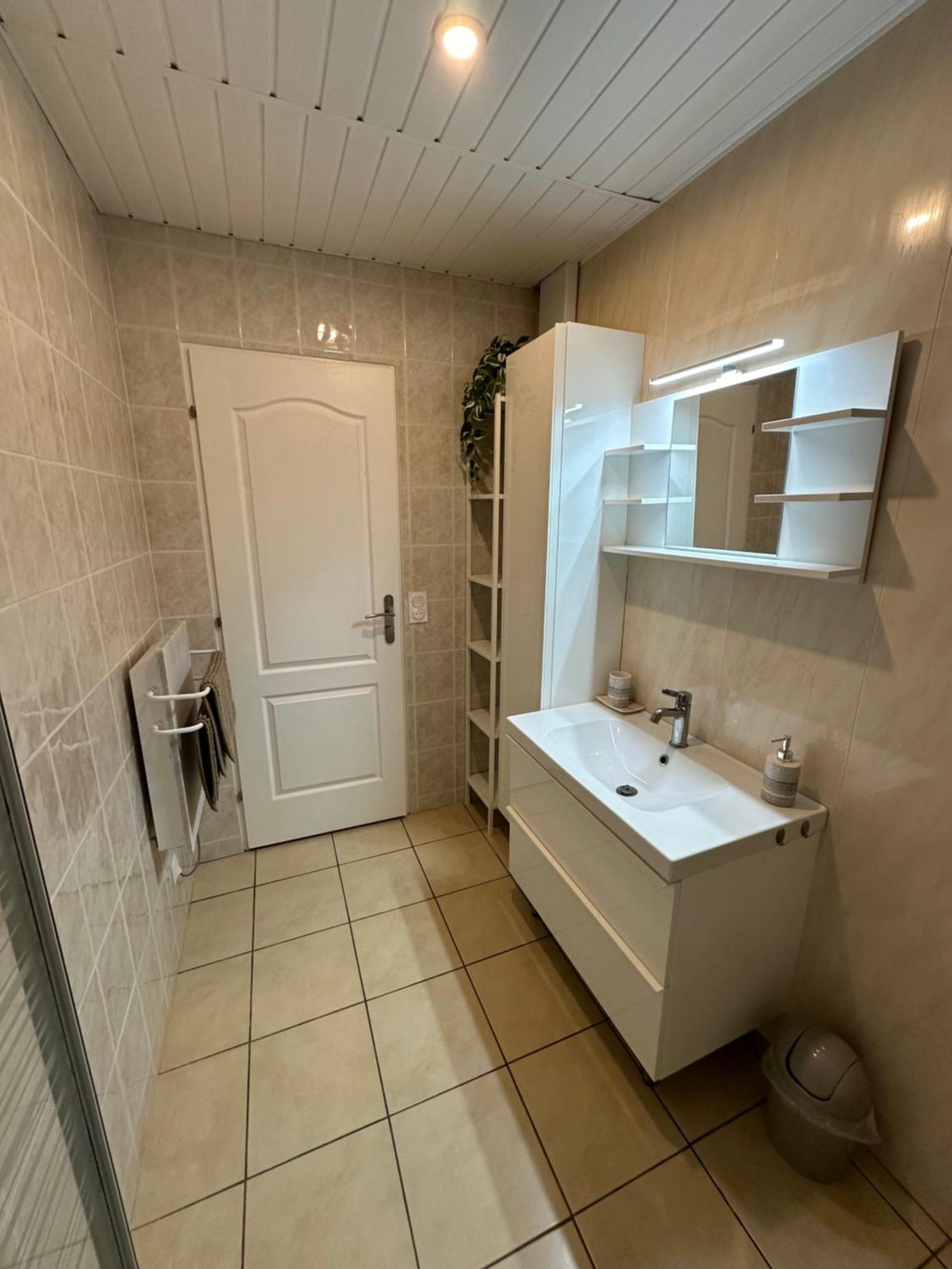 Hedoniste 1 Herpy-l'Arlesienne Exterior foto